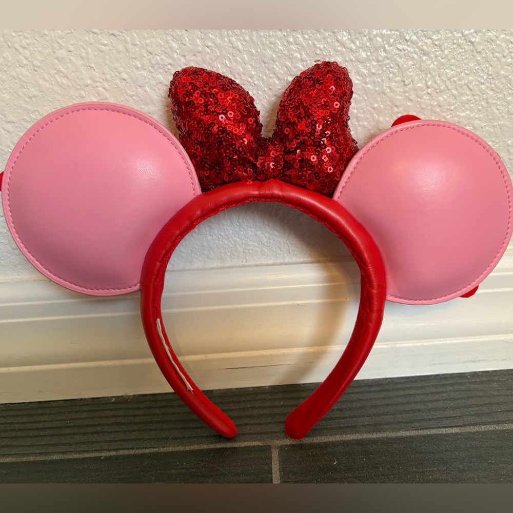 Minnie Mouse ears - Picture 3 of 3